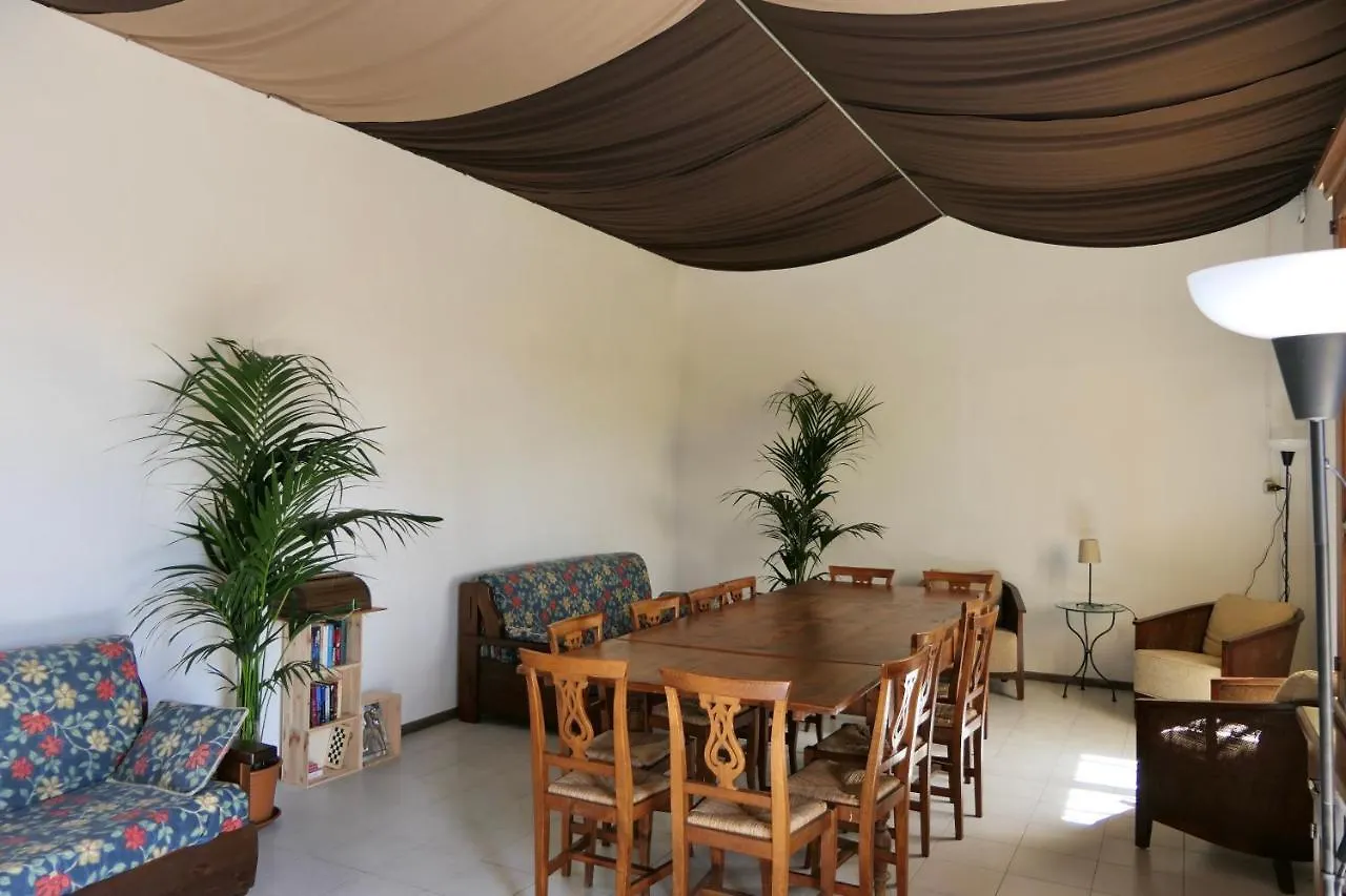 Agriturismo Le Veneri Con Piscina A Cerreto Guidi Aparthotel