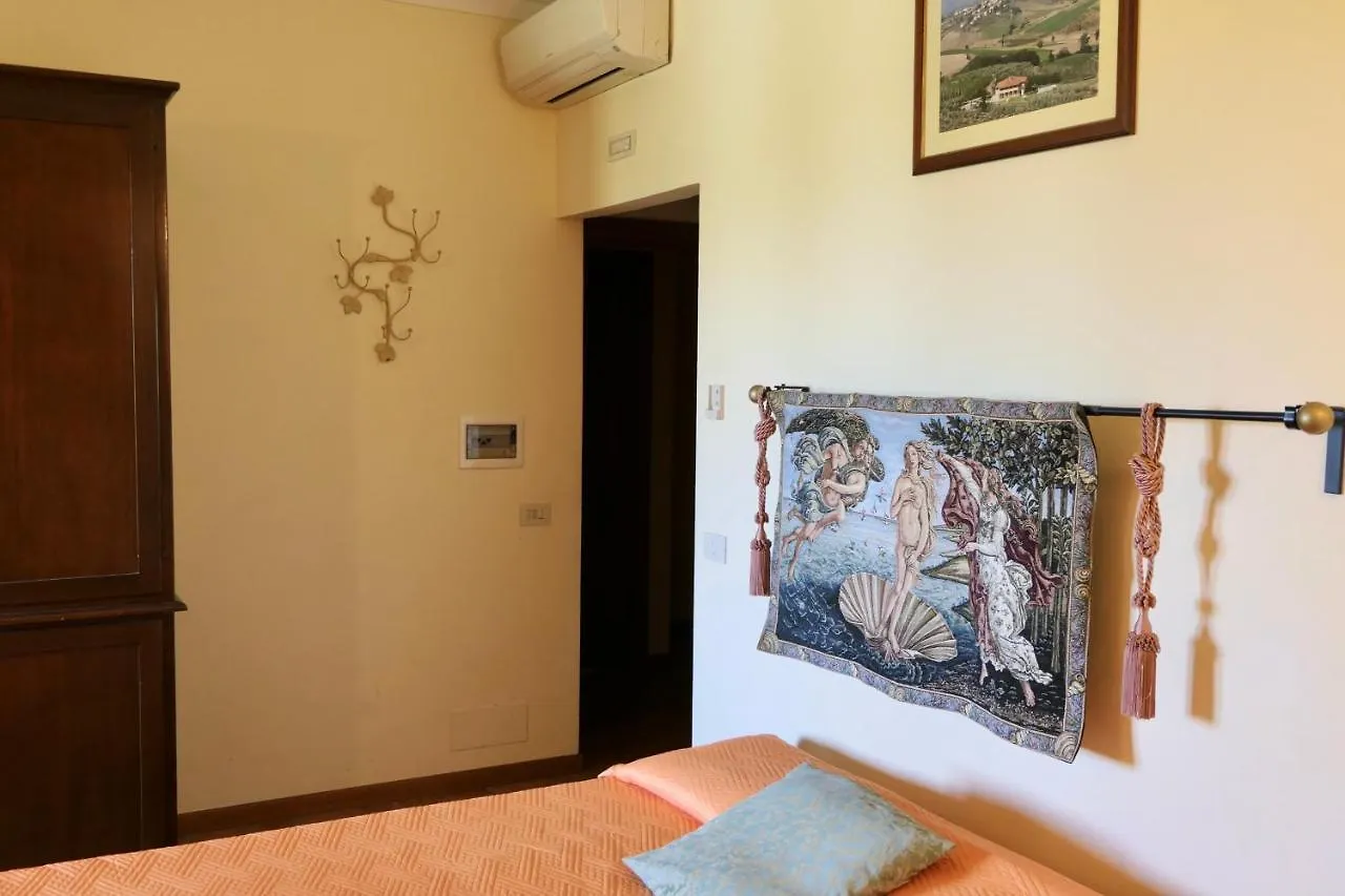 Agriturismo Le Veneri Con Piscina A Cerreto Guidi Aparthotel